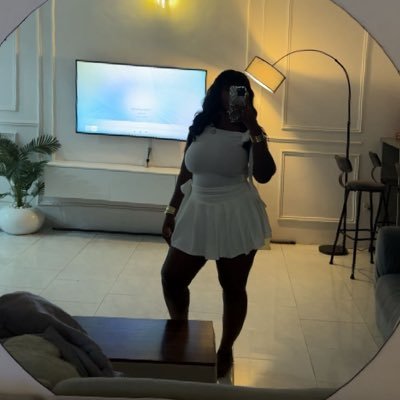 TheItunuOye's profile picture. .