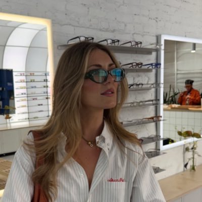 Kendra826779092's profile picture. 