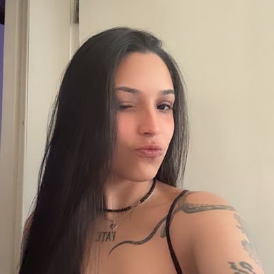 nabrizarp's profile picture. 🇧🇷Streamer parceira em @TwitchBR & @KickPortugues 📩:nabriza@smt.social