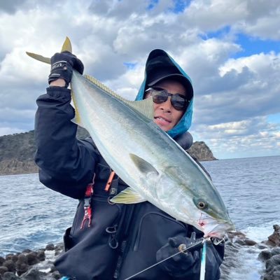 Un_defineder's profile picture. 座右の銘は白黒つけずグレーに生きる。 ヒラマサと愛車で自律神経保ってます。よろしくお願いしまする🥺