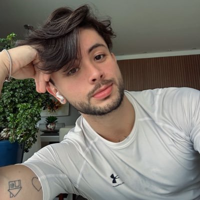 felixcianoo's profile picture. apenas um maratonista quase ex fumante https://t.co/UVUJO2QHSC