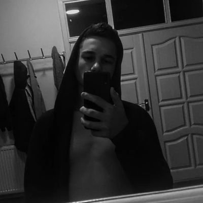 Dlem88901's profile picture. 