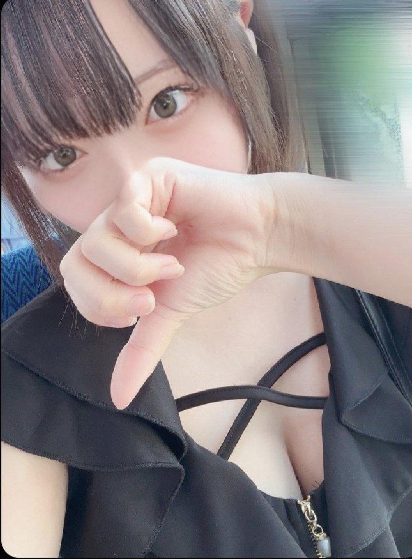 lwmpt14487894's profile picture. 𝟎𝟔 | 𝟏𝟓𝟖𝒄𝒎 | 𝟒𝟖𝒌𝒈 | ○大 看護 ↓の写真集見てくれたら喜び跳ねます