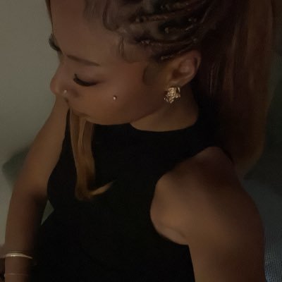 inluhvwel's profile picture. 