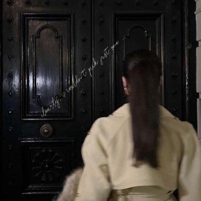 llih_80's profile picture. my own world.