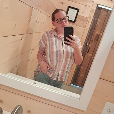 JessieD_7's profile picture. married w/ children 👨‍👩‍👧‍👦
dog owner 🐾
my happy place is usually found in nature surrounded by loved ones ❤️