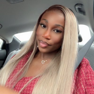 MelianeYobouet_'s profile picture. https://t.co/7sN45kveOs🖤