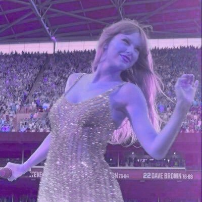 iamironman_12's profile picture. swiftie and marauders stan || ‘i had the time of my life fighting dragons with you’