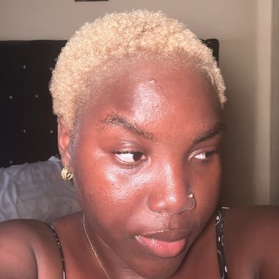 msairat_'s profile picture. i say curse words¿ mancity🩵