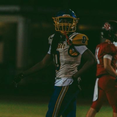 d0wented0's profile picture. ATH | 2029 | 5’8 164 lbs | Somerset prep nl HS | #7542495029