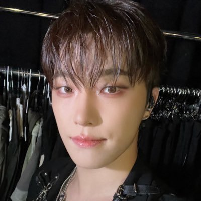 marry_dino211's profile picture. 💛디노💛 / 이디노 집착광녀 디노가 나라인 디노 찬양하고 주접떨고 딘얘하는 디노밖에 모르고  디노 주접만 한가득💛💛 이벤트 여는거 좋아하고 나눔 좋아하는 계정~✌🏻
🎁후기해시태그🎁 #메리의_노랑_보따리