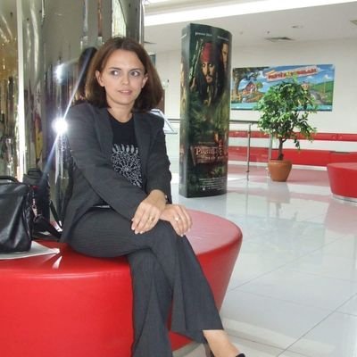 katreturca's profile picture. Pati sever. insan yobazlarıyla sosyopatlardan tiksinir. Partisiz ve İletişim / medya emekçisi.  Jane Austen, Marc Levi. RadyoTVSinema. Tabula Rasa.