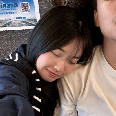 JoylimJY's profile picture. 
