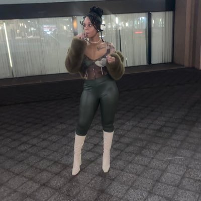 SheDaBomb2's profile picture. Rest In Peace Selina&Remy❤️