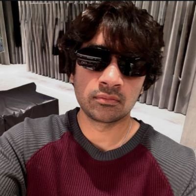 pawan_holic's profile picture. #TeamOG