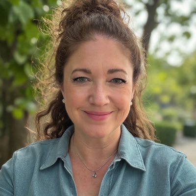 carlyhodges's profile picture. Owner, Twilight Sun Studios LLC