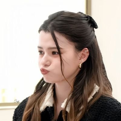 mariarisonilda_'s profile picture. FREENBECKY and BTS 💞
edits: likyfock