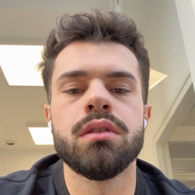 maurthyass's profile picture. j’ai l’air trop schneck