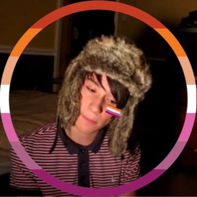 AbbyVsExistence's profile picture. 🎧 atiny, p1ece, stay, moa 💌 phannie 🙃 im dan howell if he was fem lesbian i do not fear ⭐️