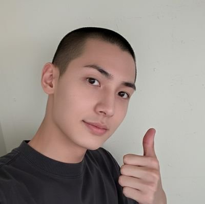 rkddudgus19's profile picture. XDINARY HEROES 🤟😜DAY6 ✨이준호✨
쭈연's universe 
don't you dare me 아나라는 말은 하지마