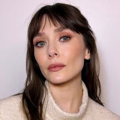 cenqee's profile picture. (e/ele/e)                                                                                              
café é um bom acompanhamento de um livro