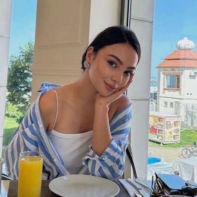 typicalteazz's profile picture. Parody Account|| Fan Account|| Following All The Rules And Regulations of @X