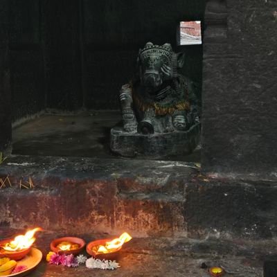 LekhyaReddy0's profile picture. Private account to post random shit before thinking