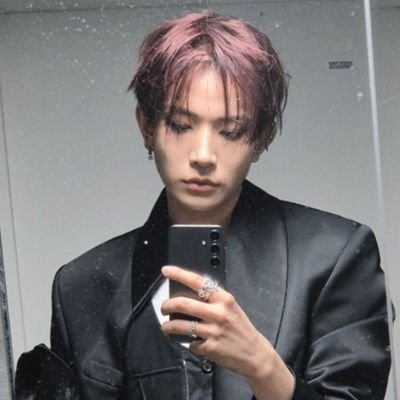 15HEESIMZ's profile picture. ࣪ ִֶָ🎀🩰., an author, place of love.