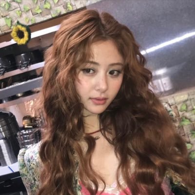 Jehnnifer's profile picture. #bad #bitch between your teeth!