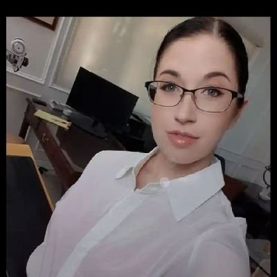 FanaRodica96652's profile picture. Financial  consultant 
Makeup artist 🎨 
Contracts and Crypto investor