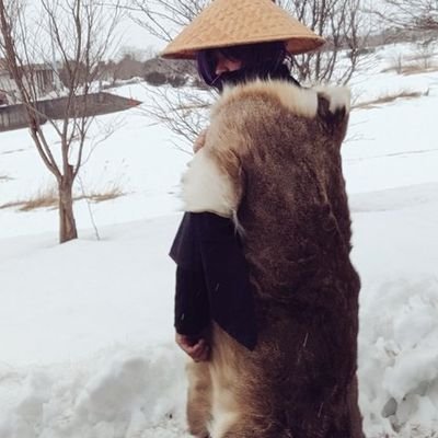 reu2155's profile picture. 仙華と黒咲凪によるコスプレとか色々つぶやくアカウントですm(*_ _)m
宜しくお願いします🙏✨🙏
戯雨所属の 2匹の狐様じゃ宜しゅう