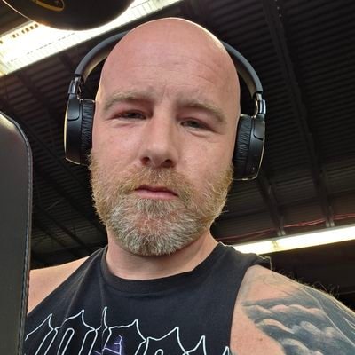 ItsBeez419's profile picture. 