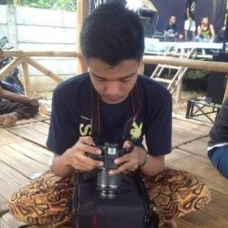 t48ul's profile picture. peternak kartu pokemon