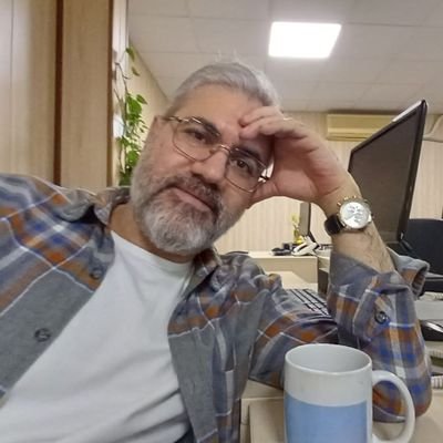 m_motlagh88's profile picture. روزنامه نویس