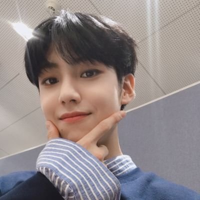 rhyme841's profile picture. 나 이러려고 트위터 시작했어..아무도 못말려🍎
영원토록 능금단☁☁
and.. One it🦋 + YOUNIZ🧸 
은상이의 별🌟
My Forever
One & Only 
은상이에게
언제나, 사랑을 담아