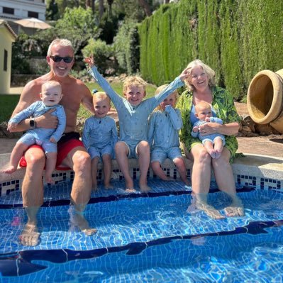 57deacon's profile picture. All things Clevedon, Calgary & Alcossebre. Padel. Pickleball & Sea Shanties. Intend to live to 100 or die trying.