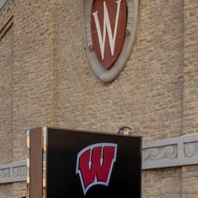 TheWindsorweld's profile picture. Super genius and Badger Superbooster. “Fickell Around and Find Out” Podcast