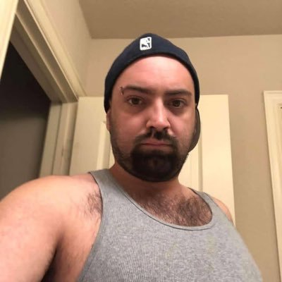 Jaredbie2025's profile picture. Im single 

https://t.co/kvK1MkYdZO