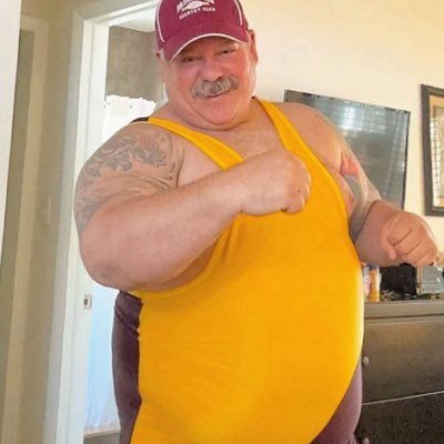 BearsOrlando's profile picture. 18+ADULT CONTENT. my captions are fiction/fantasy.  https://t.co/46k3u5laqu