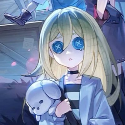 teddyiiie's profile picture. 