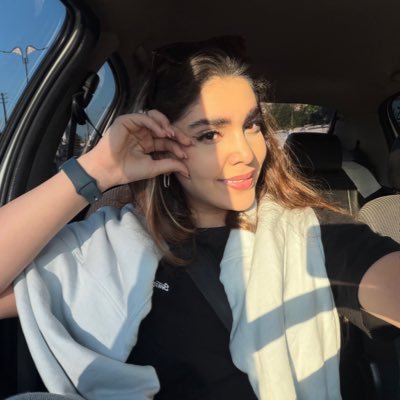 GhazaIetun's profile picture. معلم زبانی که معلوم نیست چیکار می‌کنه