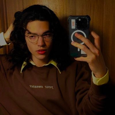 ollsistrying's profile picture. bisexual people exist ~ charlie spring | #1 this is me trying stan | multistan | tpwk | you can so hard things