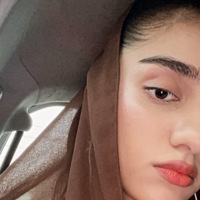 notjojomojo's profile picture. grad school art girlie 🇵🇰🇸🇦