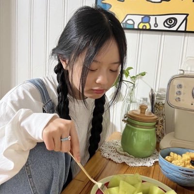 deariecal's profile picture. ed diary ⸱៰ ͘ ࣭ 18 🥝 ꒱⸰ֺ ࣭⭑