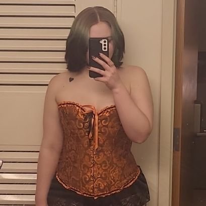 Susielovesmoney's profile picture. 20 dollar tribute 
I'm a spoiled brat and a financial dominatrix 
Wanna dm? Pay me my money