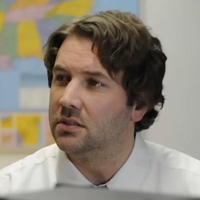 Senseiken35's profile picture. Sono nato juventino. Il mio odio per gli antijuventini è un odio vero e puro. Ex portiere. I blocchi dei cartonati sono tacche sul fucile.