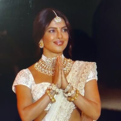 bhargavreddy982's profile picture. 23 .
Cricket .movies .music ||
I am only believe on miya bhai 🛐