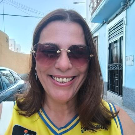 Dyrmah's profile picture. Instant Replay de culos ACB 🤭 Loca por devoción. Chiflada controlada sin necesidad de medicar. Mentalmente dispersa y corporalmente disléxica.
#TeamSavaniers