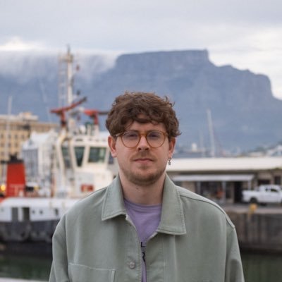 Roadman_V's profile picture. building and problem solving most of the time. Creator of Momento and Planetfall (out soon)