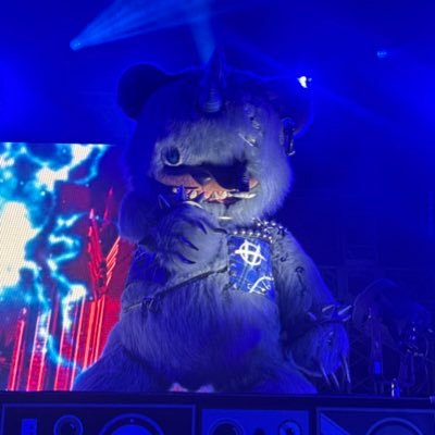 2q7__n's profile picture. 